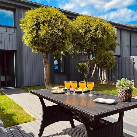 Seaside Apartments Roja Ngoại thất bức ảnh