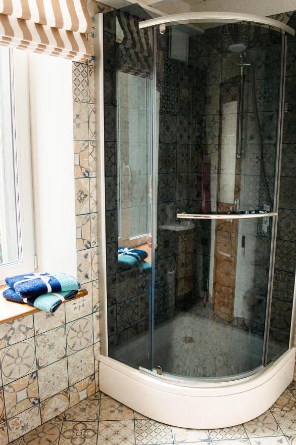 Seaside Apartments Roja Ngoại thất bức ảnh